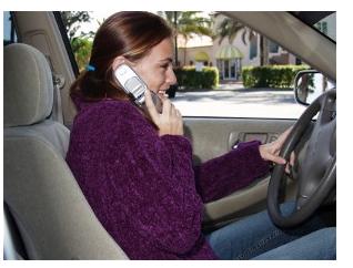 Novice drivers are eight times more likely to crash or have a near miss when dialing.